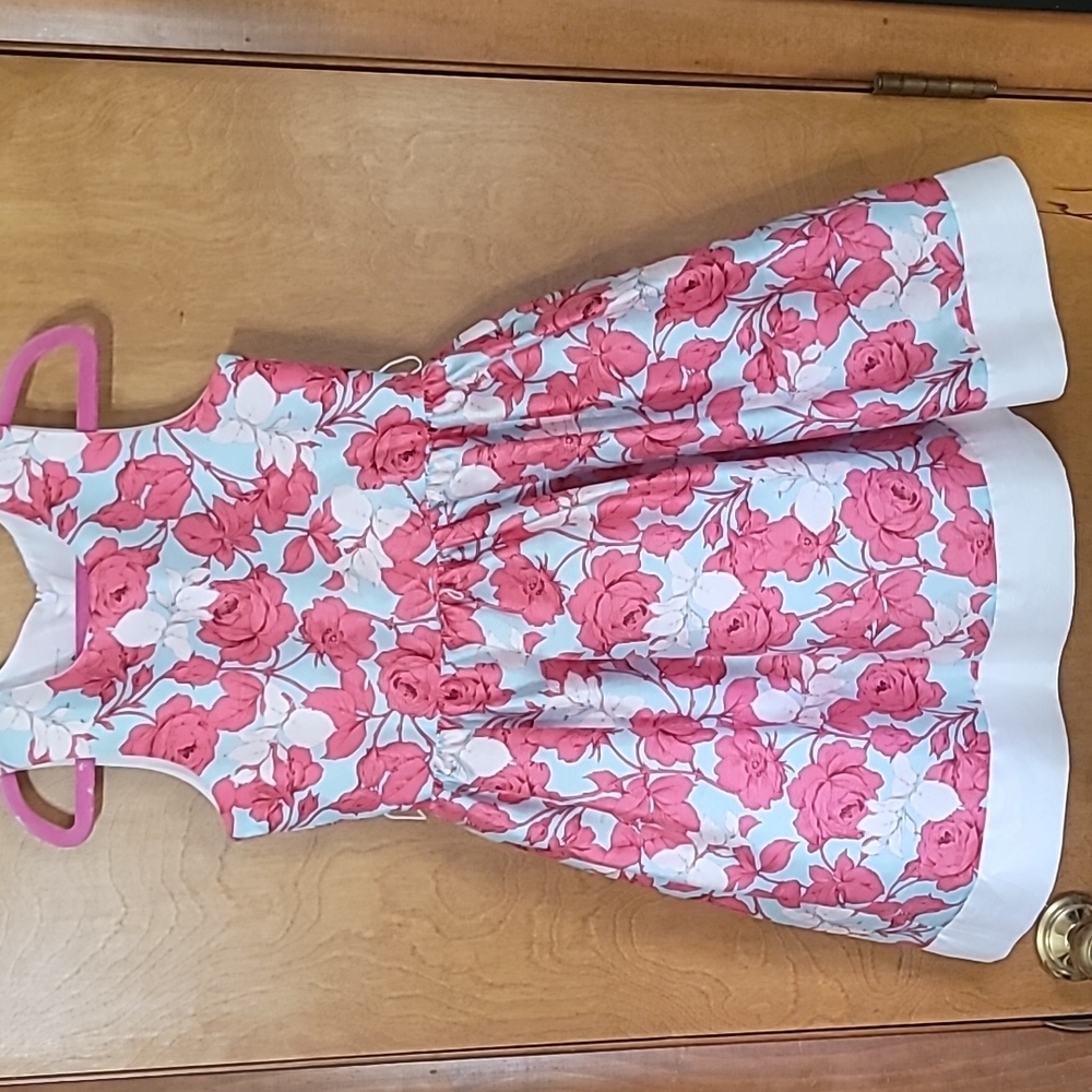 Pippa & Julie Sleeveless blue and red floral dress size 8